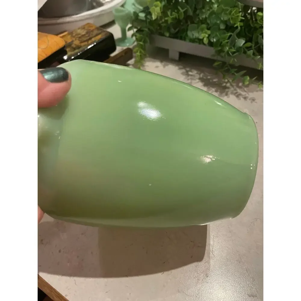 Vintage rare 32oz Jeanette Glass Milk Pitcher Jadeite Uranium Sunflower pattern